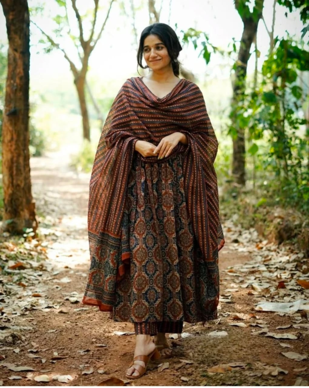 Cotton blend kurta pant dupatta set..